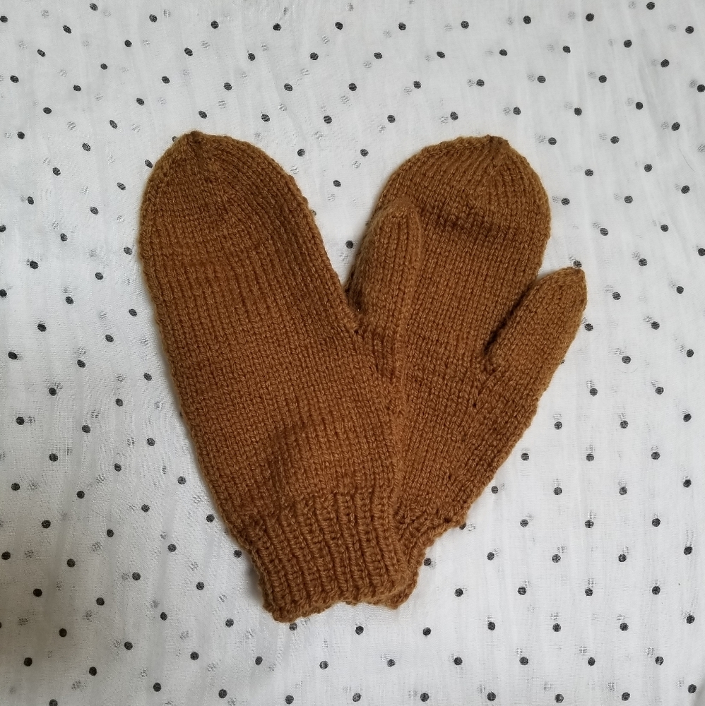 Handmade tan coloured mittens